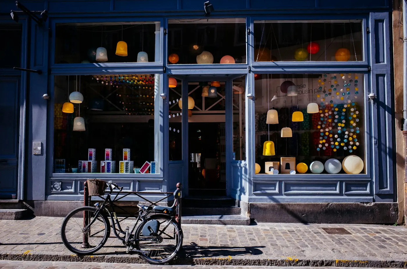 Modern retail environment representing ACS industry support